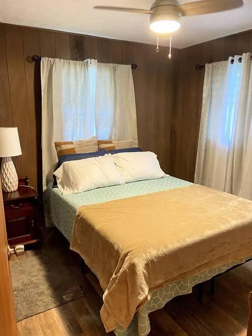 The Hilo Homebase - Charming 3 Bedroom Hilo Home, With Ac! ארצות הברית