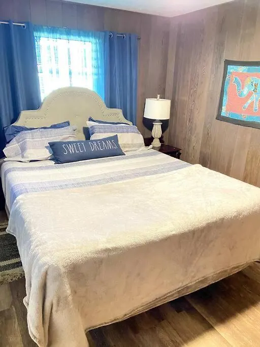 The Hilo Homebase - Charming 3 Bedroom Hilo Home, With Ac! États-Unis